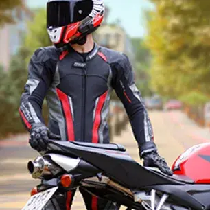 motorbike-leather-suit-894102-1736509984
